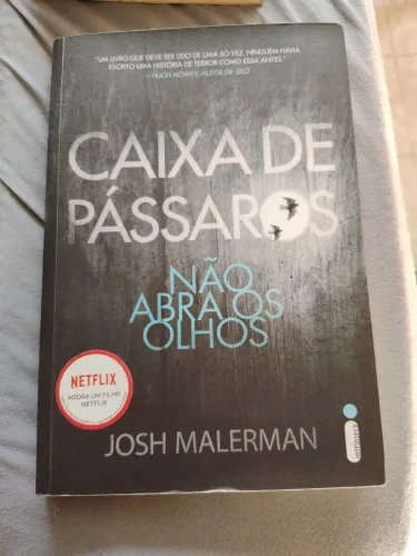 Livro caixa de pássaros