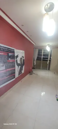 Casa no próximo andar 2/4 próximo a a casa do caminho valor 1100,00