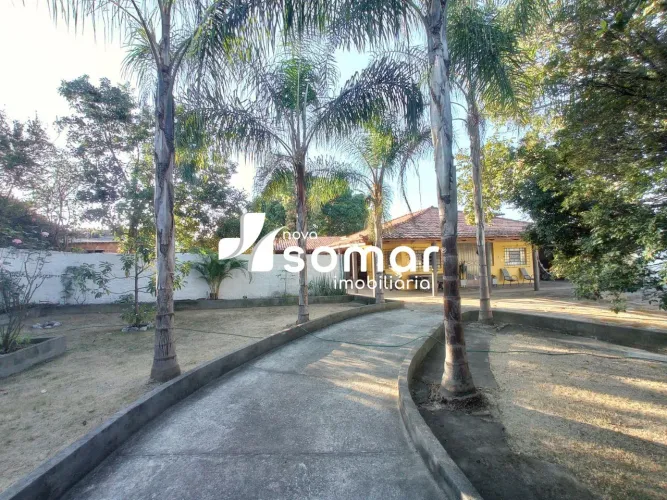 Casa à venda, 4 quartos, 1 vaga, Jardim Candelária - Divinopolis/MG