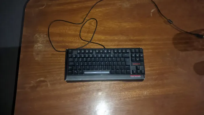 Teclado Redragon Kumara K552-2 (Semi-novo)