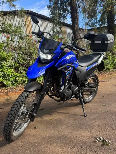 Moto lander 250