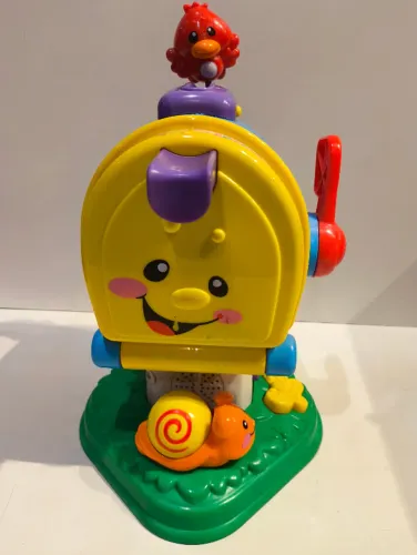Brinquedo Fisher-Price da linha Aprender e Brincar, Caixa de CORREIO - USADO
