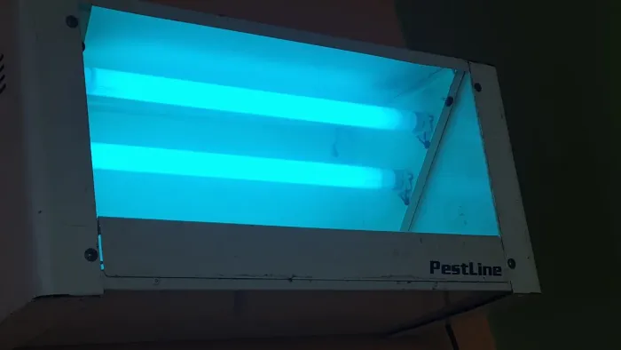 Luz repelente de insetos