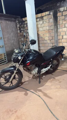 Vende-se moto fan 160