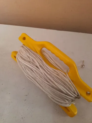 Enrolador flutuante com 10m de corda