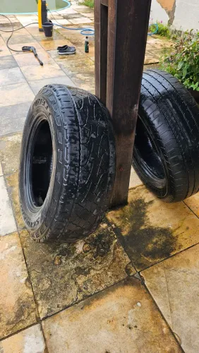 Pneu 17 265 70 Pirelli Scorpion