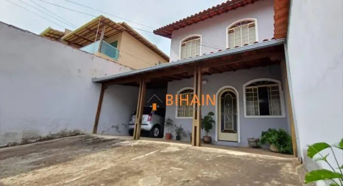 Casa com 3 dormitórios à venda, 225 m² por R$ 550.000,00 - Teixeira Dias - Belo Horizonte/