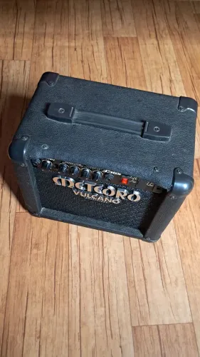 Amplificador Meteoro Space Junior 3565