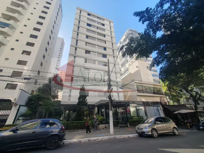 Higienopolis rua Para 130m² de área útil 3 dormitórios sendo1suíte.; 550 metros da FAAP; 9