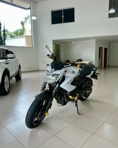 XJ6 - 2013