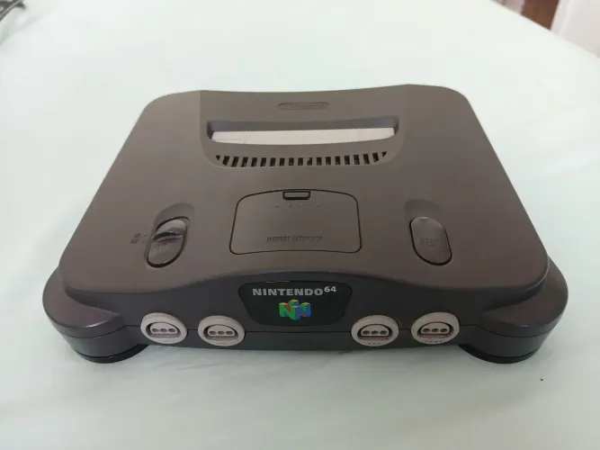 Nintendo 64 com defeito