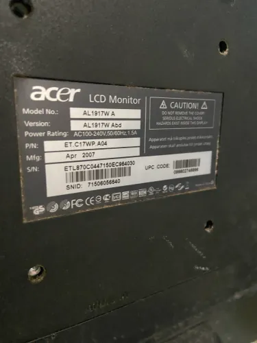 Processador celeron 430 , monitor 19 antigo, placa mae com defeito