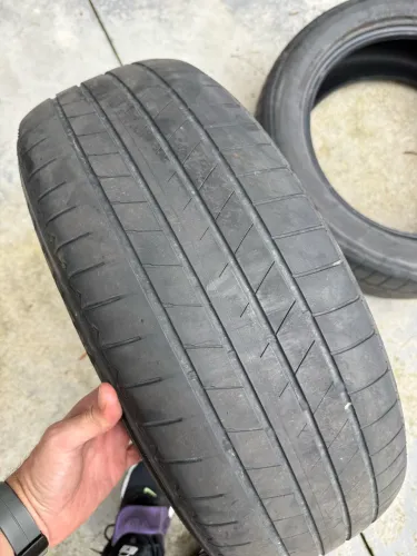 Pneus Bridgestone 225/55-R18 Usados 