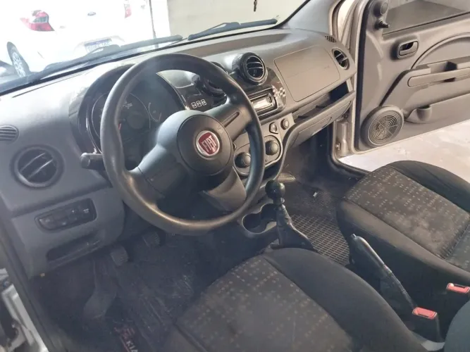 Fiat Uno Vivace 1.0 EVO Fire Flex 8V 3P 2013