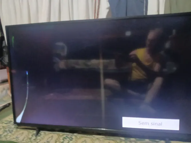 SMART TV 50POL LER DESCRIÇÃO SOU DE PETROPOLIS