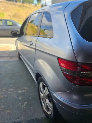 Mercedes-Benz Classe B 180 1.7 116cv Aut. 2010