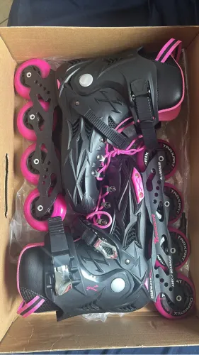 PATINS DYNAMIX ROSE - 80MM ABEC-7
