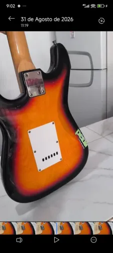 Guitarra Dolphin Elétrica Estilo Stratocaster