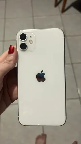 iPhone 11 usado 64gb