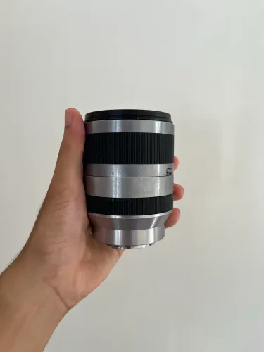 Sony E 18-200mm f/3.5-6.3 OSS (SEL18200)