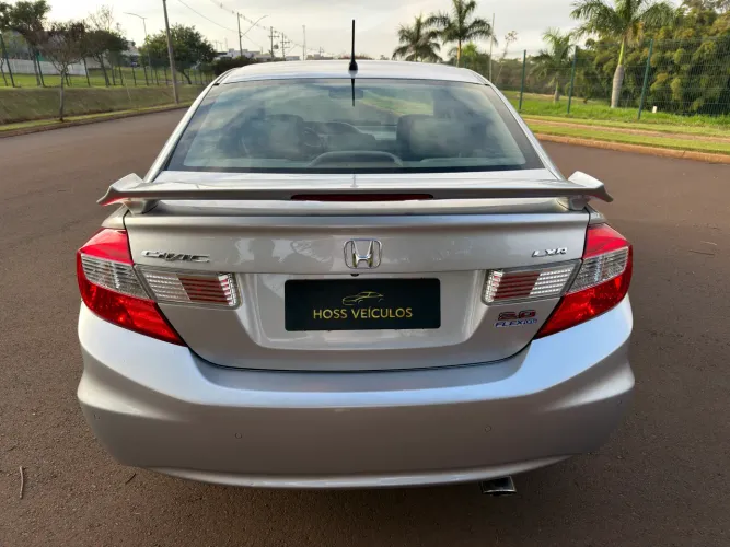 Honda Civic Sedan LXR 2.0 Flexone 16V Aut. 4P 2014