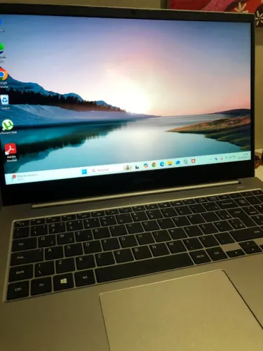 Notebook Samsung Book E30