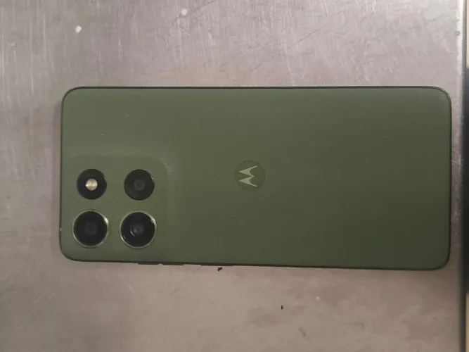 Celular MOTOG56 pra sair agora..