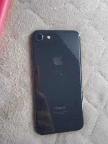 iPhone 8