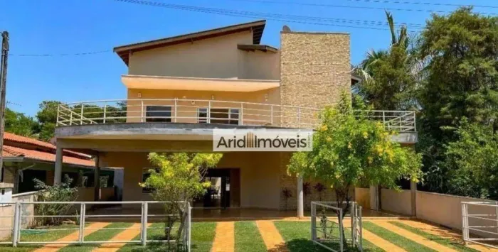 Rancho com 5 dormitórios à venda, 625 m² por R$ 1.780.000 - Centro - Adolfo/SP