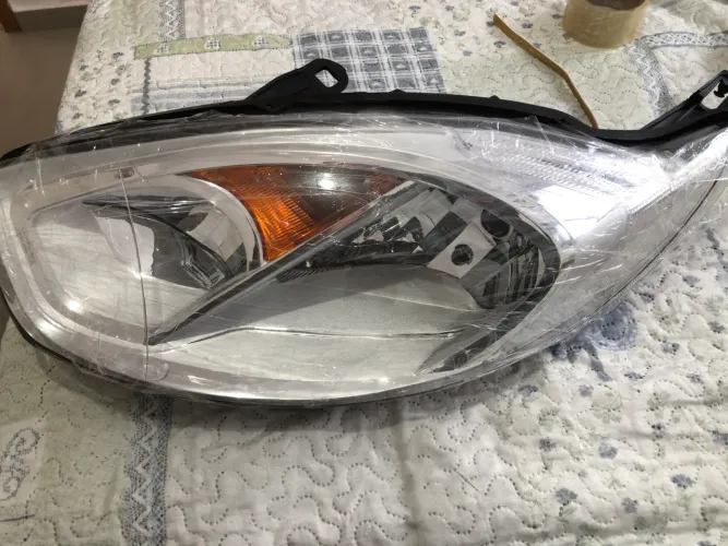 Farol FIESTA, 2011, 12, 13 e 14, novo lado do motorista.