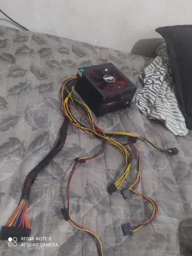Vendo fonte da Gowboy 600w (com defeito)