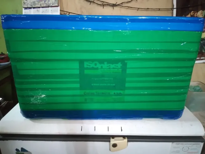 Vendo Caixa térmica original de isopor de 120 litros