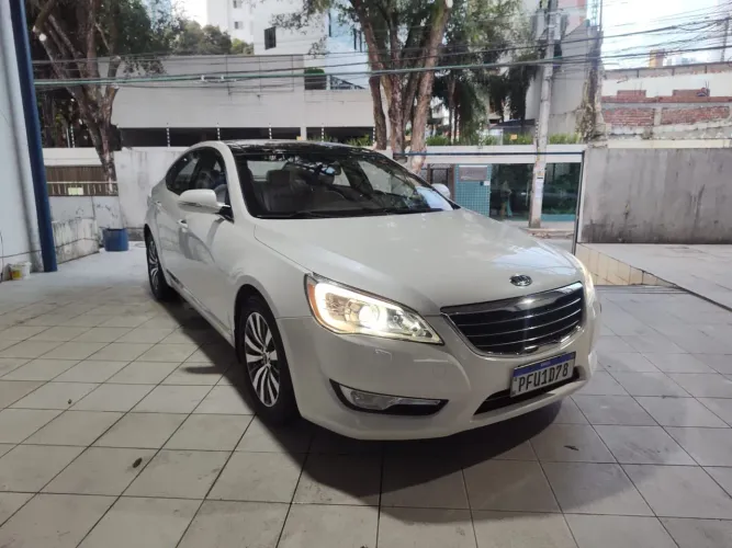 Kia Motors Cadenza EX 3.5 V6 24V 290cv Aut. 2013