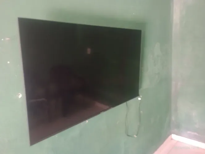 Vendo televisão aiwa Android 50 polegadas , obs: sem controle remoto. 1.100 reais.