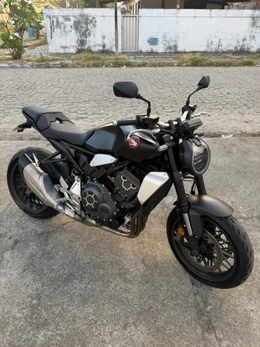 CB 1000R 2024