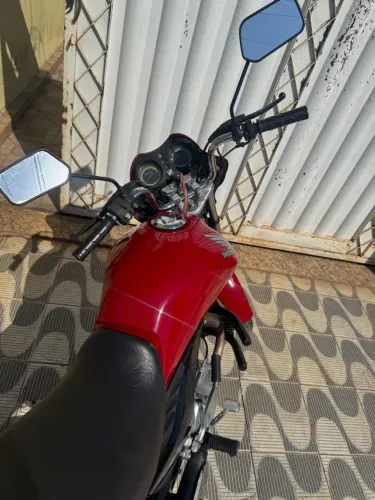 Vendo Titan 150 ks vermelha