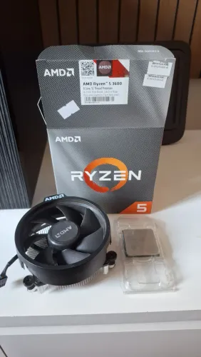 Processador AMD Ryzen 5 3600 - Excelente Estado (Caixa + Cooler Wraith Stealth)