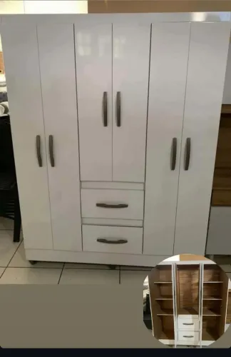 Guarda roupa casal 