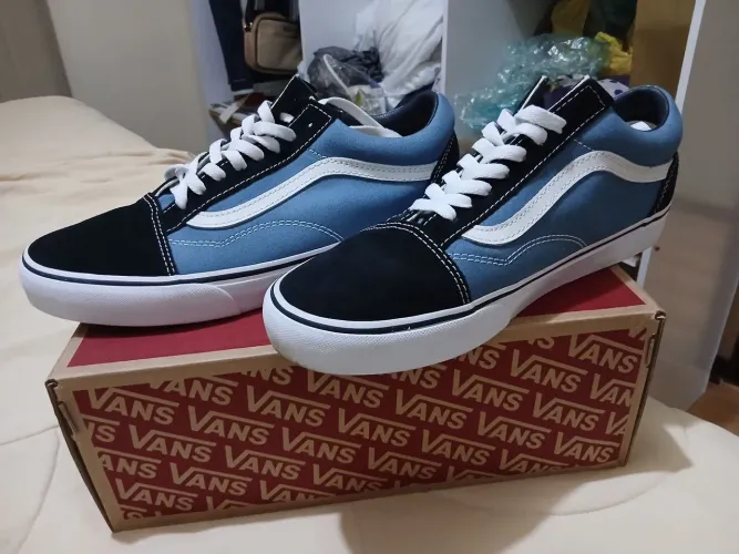 Vans Oldskool novo 1 dia de uso (tamanho 41) navy.