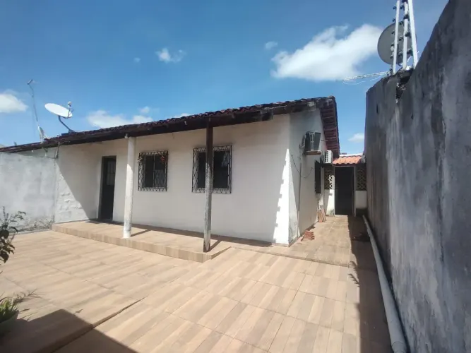 Casa 3 quartos nos Recantos do Benedito Sua Oportunidade de morar perto do Shopping Pátio!