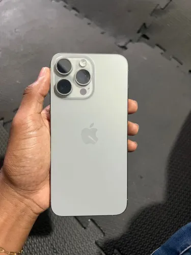 IPHONE 15 PRO MAX