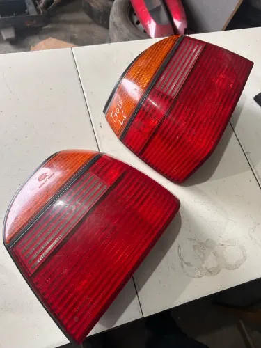 Lanterna Traseira Golf Glx 95 A 97 Original Hella L.esquerdo