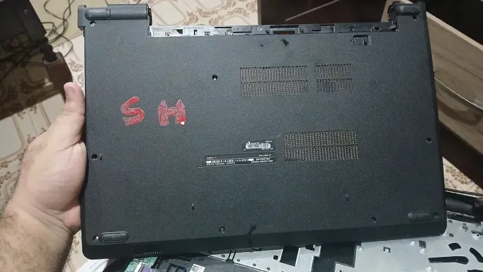 Tampa traseira Dell inspiron 15 linha 3000/3500