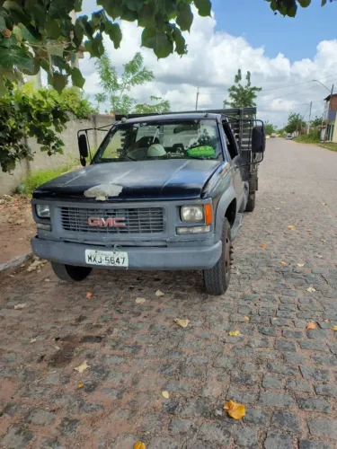 Vendo Gmc 601 , qualquer outra dúvida só chamar no whats 