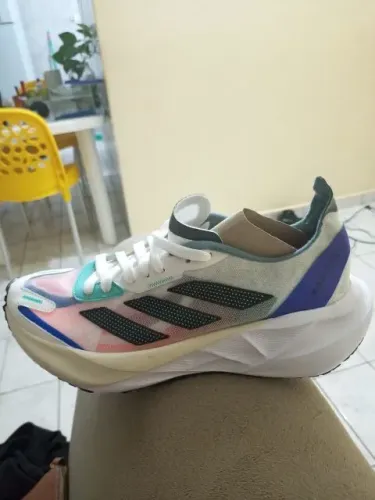 Adidas adizero Boston primeira linha Premium
