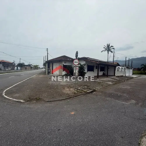 Loja em Avenida Doutor Roberto de Almeida Vinhas - Real - Praia Grande/SP