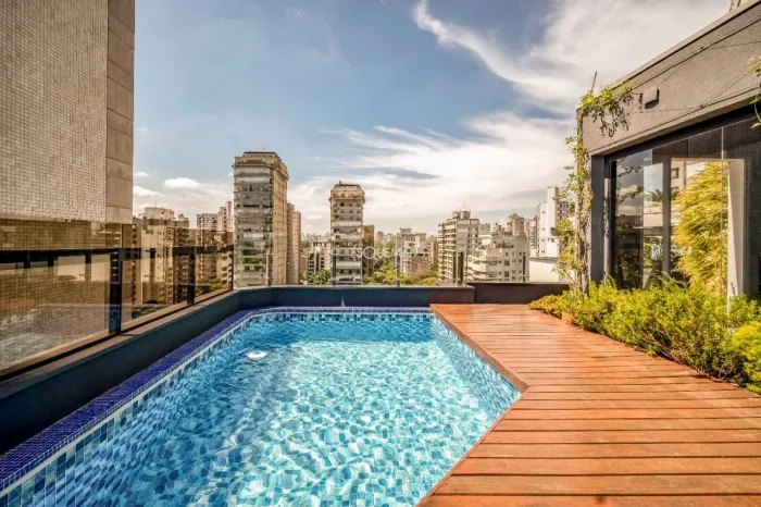 Cobertura ampla com vista impecável, a poucos passos do Parque Ibirapuera
