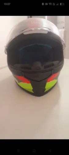 Capacete MT