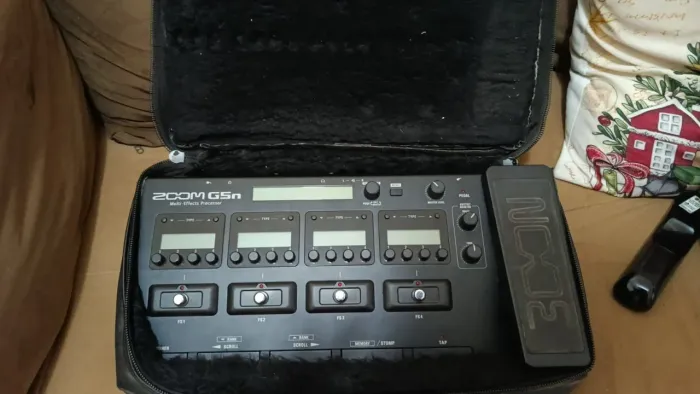 Pedaleira zoom G5N