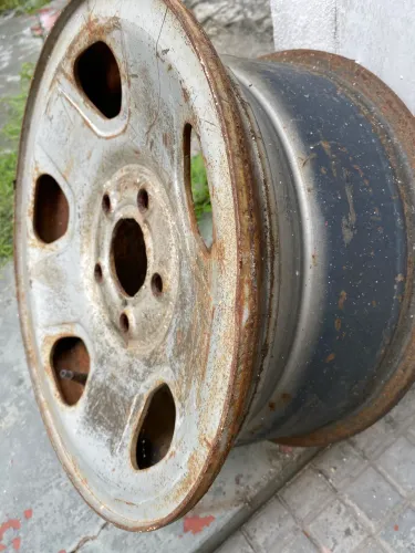 RODA DE FERRO ARO 15 BARATA R$ 100